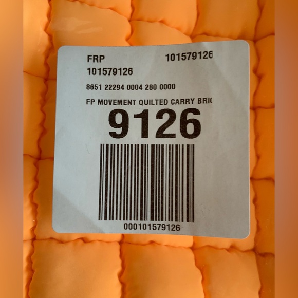 Free People Movement Quilted Carryall Bag/ Neon Clementine *NWT - Picture 7 of 12